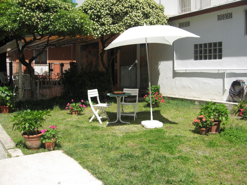 Hotel Eleonora Rimini Zewnętrze zdjęcie