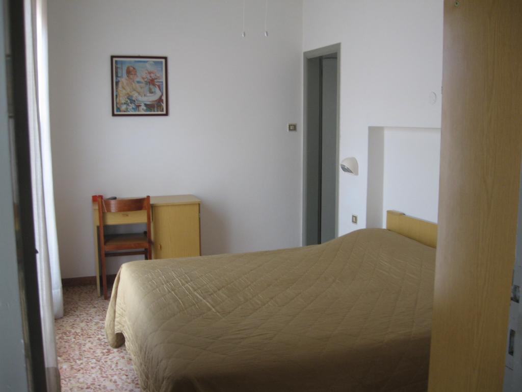 Hotel Eleonora Rimini Pokój zdjęcie